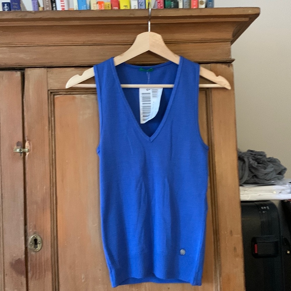 NWT blue Benetton vest